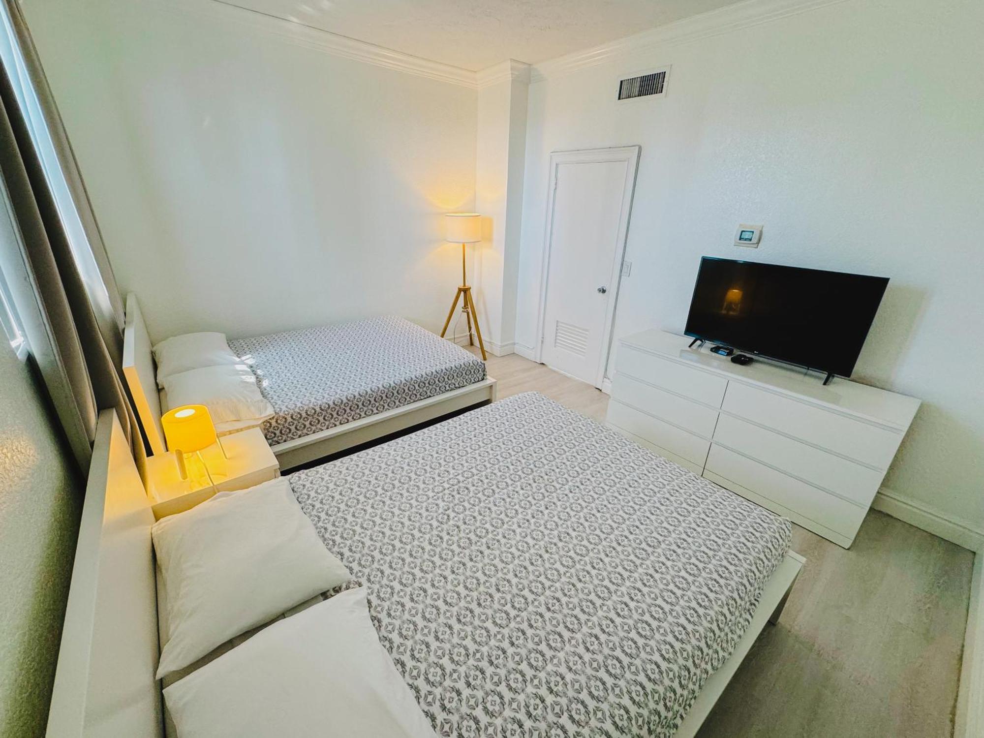 Miami Hollywood Great Two Bedroom Apartment With Channel View 006-22Bvic Exterior photo