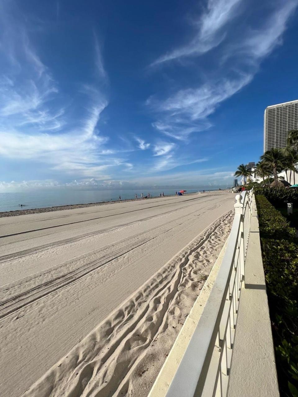 Miami Hollywood Great Two Bedroom Apartment With Channel View 006-22Bvic Exterior photo